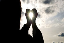 南宫28官方网站：[CBA]布朗突分篮下 卡尔顿吃饼暴扣.